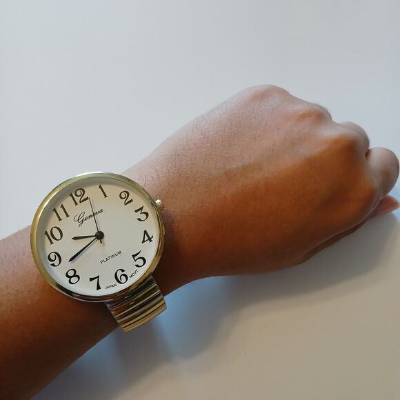 Geneva Platinum Women White Large Round Dial Two-Tone Bracelet Watch Japan Movt - Picture 4 of 13